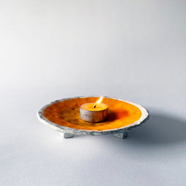 Dish Rnd Foot: Full Moon Marigold / Hamm