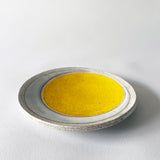 Dish Rnd Small: Crescent Yellow
