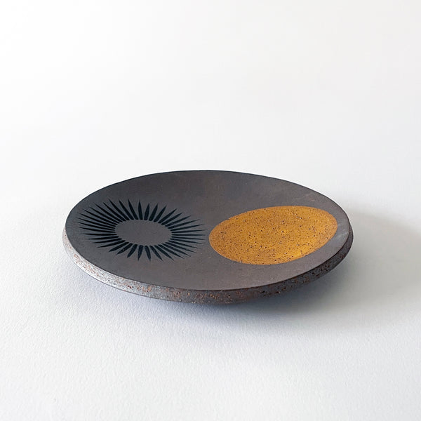 Dish Rnd: Sun & Yellow / TXD