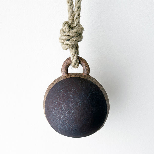 Jingle Bell Domed: Full Moon Dark Brown / Tucker