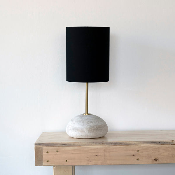 Lamp Rock Domed Med: White / Black Linen