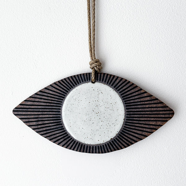 Ornament Large Eye: New Eye White / Tucker