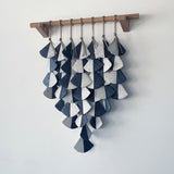 PLT7L SHELL: Black & White