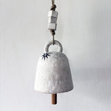 Thrown Bell 'Bell': Full Moon White / Hamm