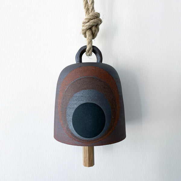 Thrown Bell Round: Nested Four Blk / TXD