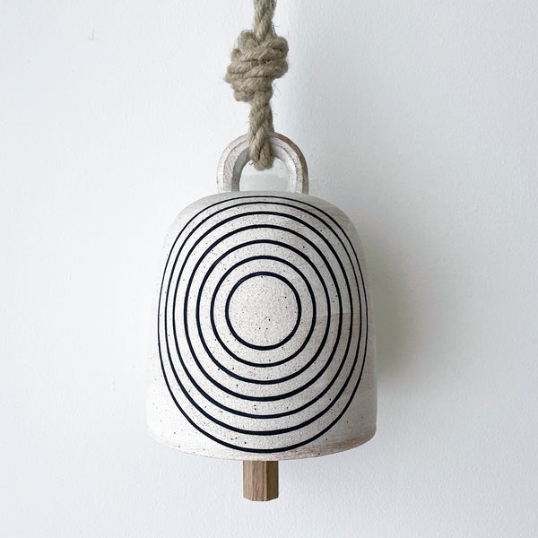 Thrown Bell Round: Rings Thin