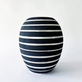 Vessel Round: Rings Black Horizontal