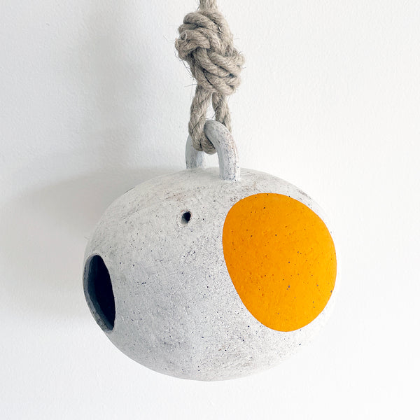 Birdhouse: Crescent Marigold