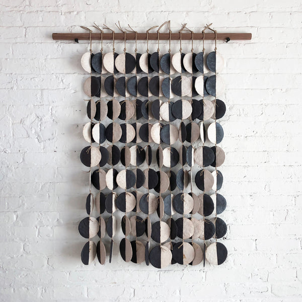 Curtain Disc: Black & White