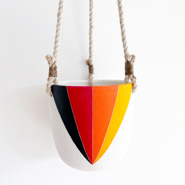 Planter Hanging: Prism Domino Black