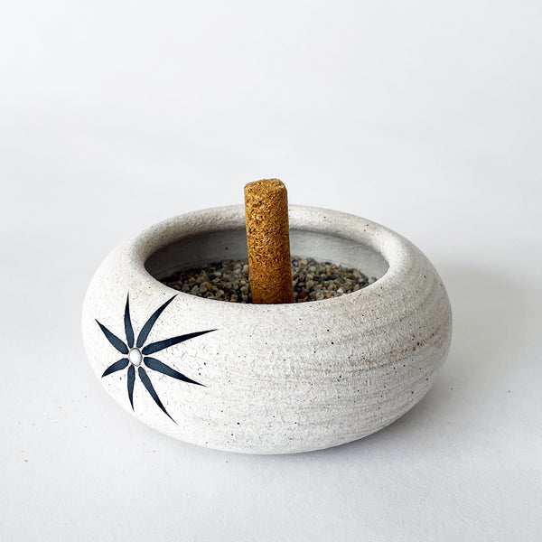 Rock Vessel XS: White w/ Star