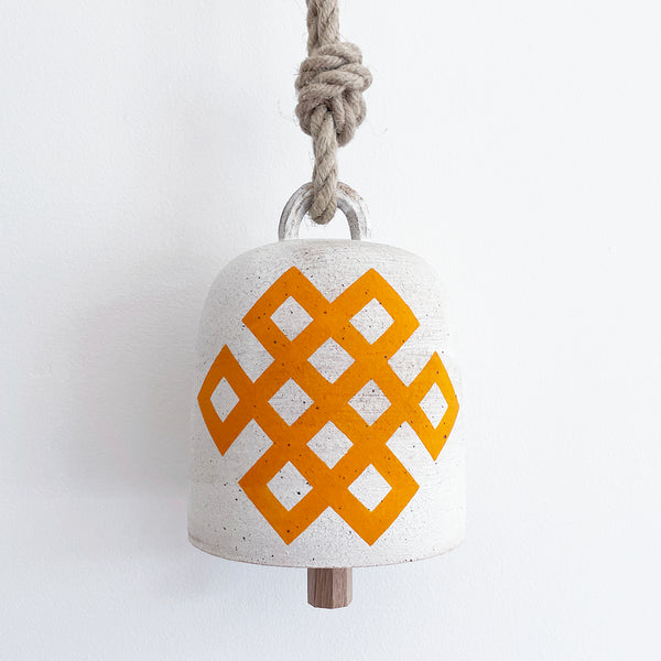 Thrown Bell Round: Endless Knot