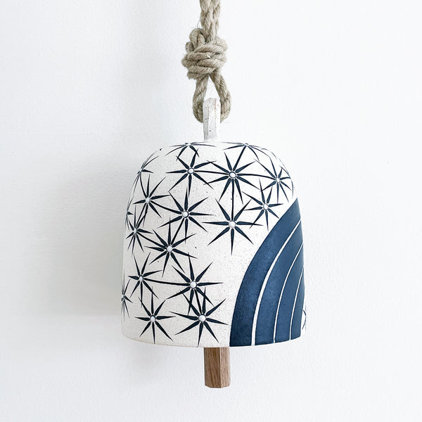 Thrown Bell Round: Rings Indigo (Arc) Constellations