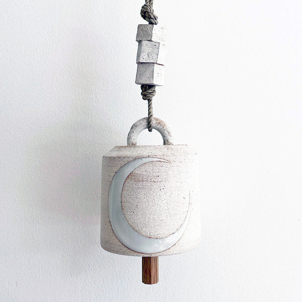 Thrown Bell Wide: Crescent