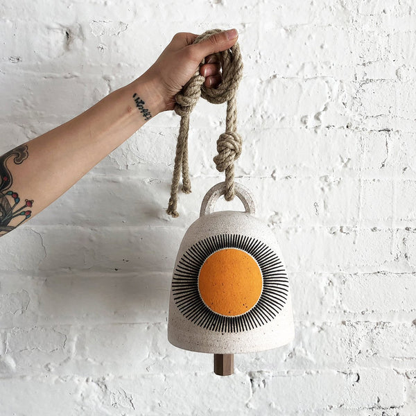 Thrown Bell Round: New Eye Marigold