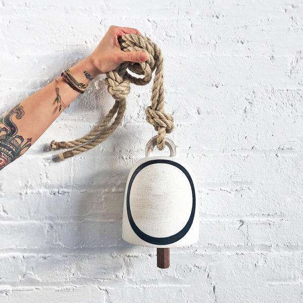 Thrown Bell Round: Oroboro