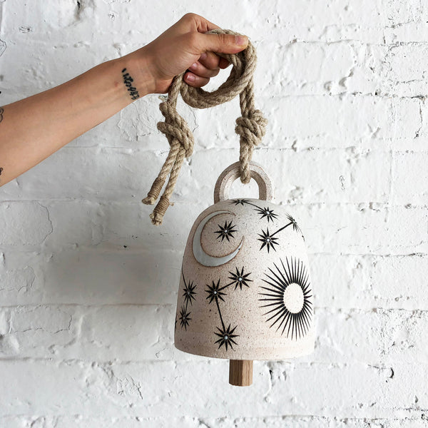 Thrown Bell Round: Sun Moon Stars